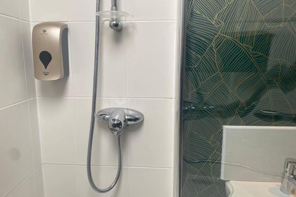 ניוקאסל Upper 2 Bedroom Apartment In The Heart Of Jesmond מראה חיצוני תמונה